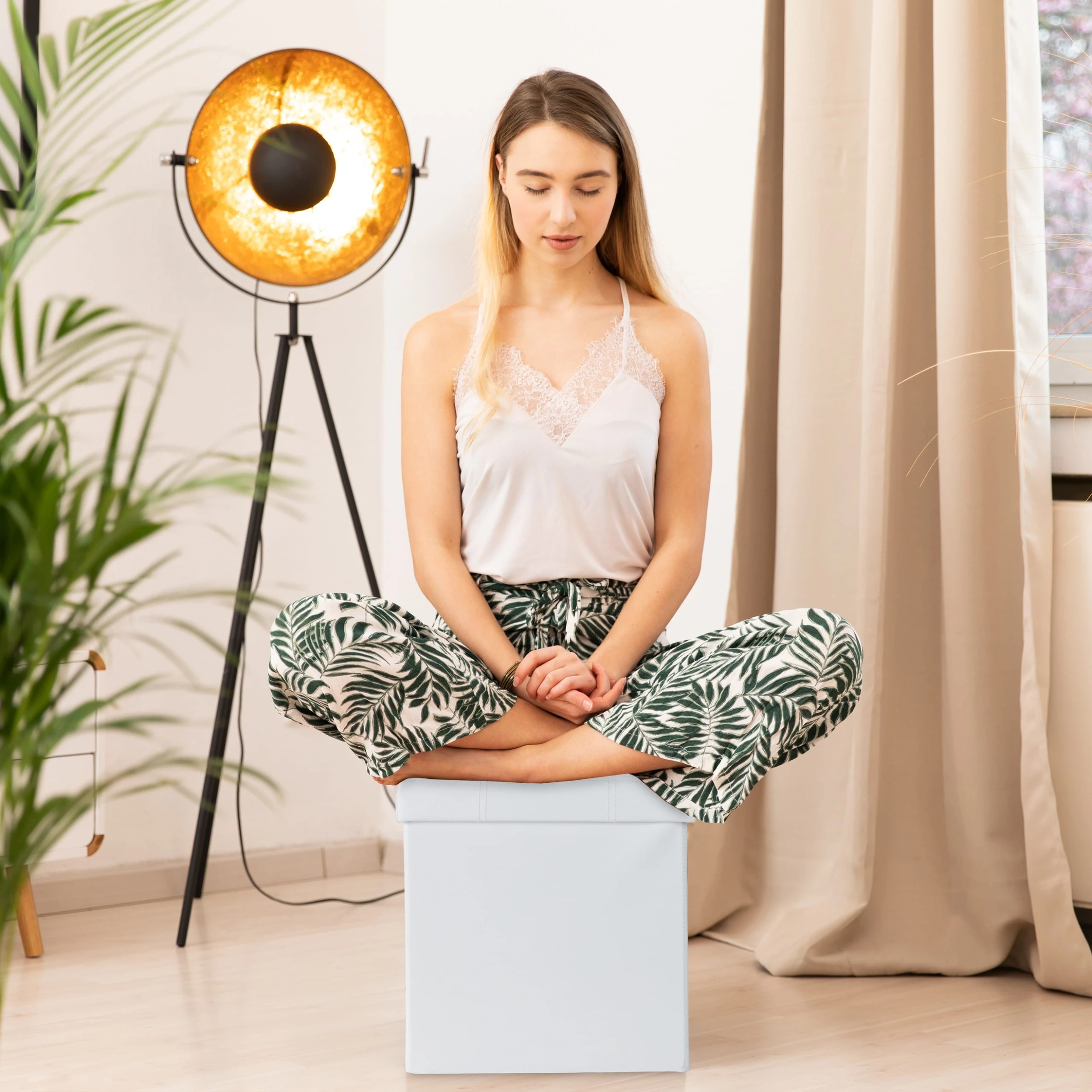 Relaxdays Sitzhocker In Weiß - (B)37 X (H)38 X (T)37 Cm - Image 3