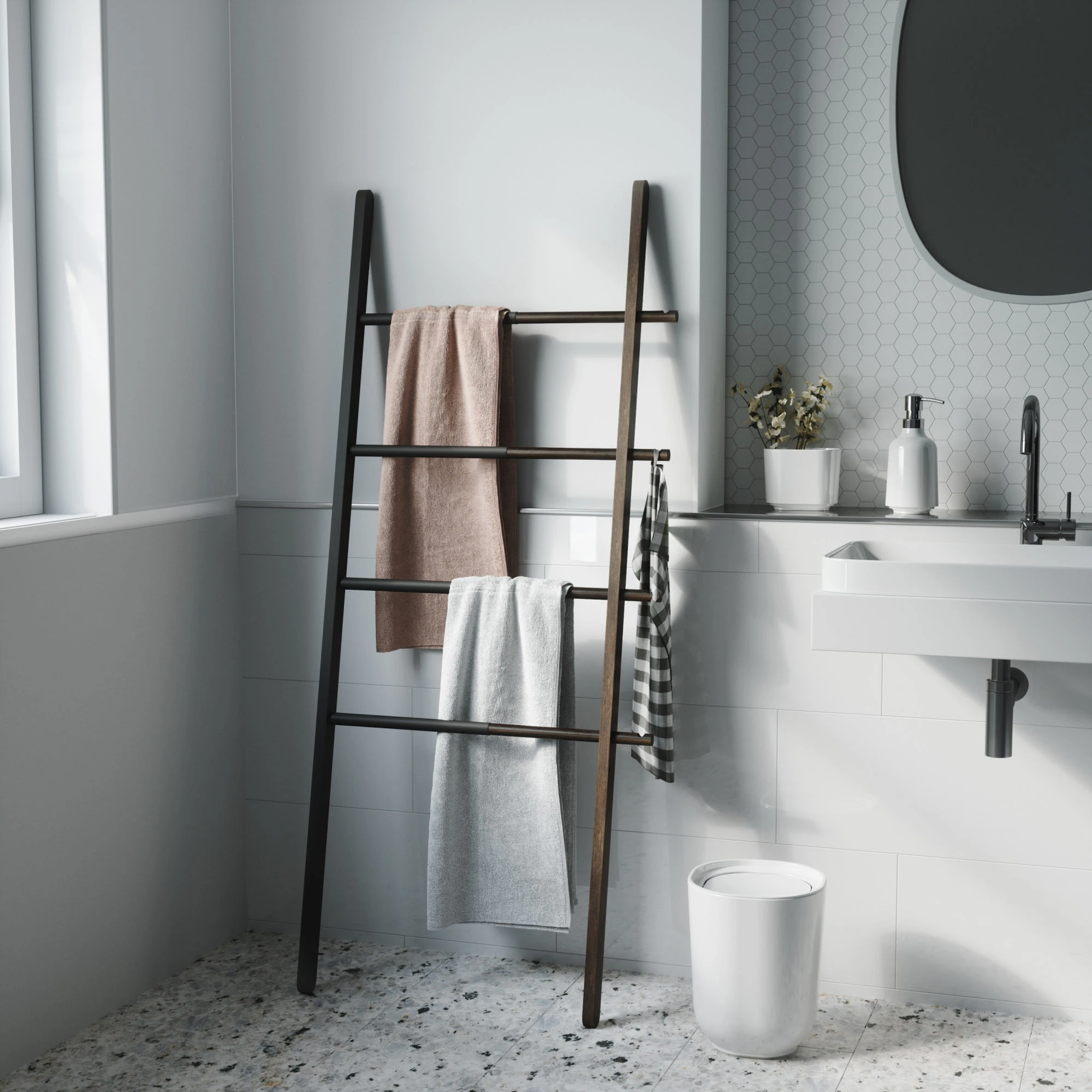 Umbra Kleiderleiter Hub Schwarz 61 X 4 X 152cm In Schwarz - Image 2